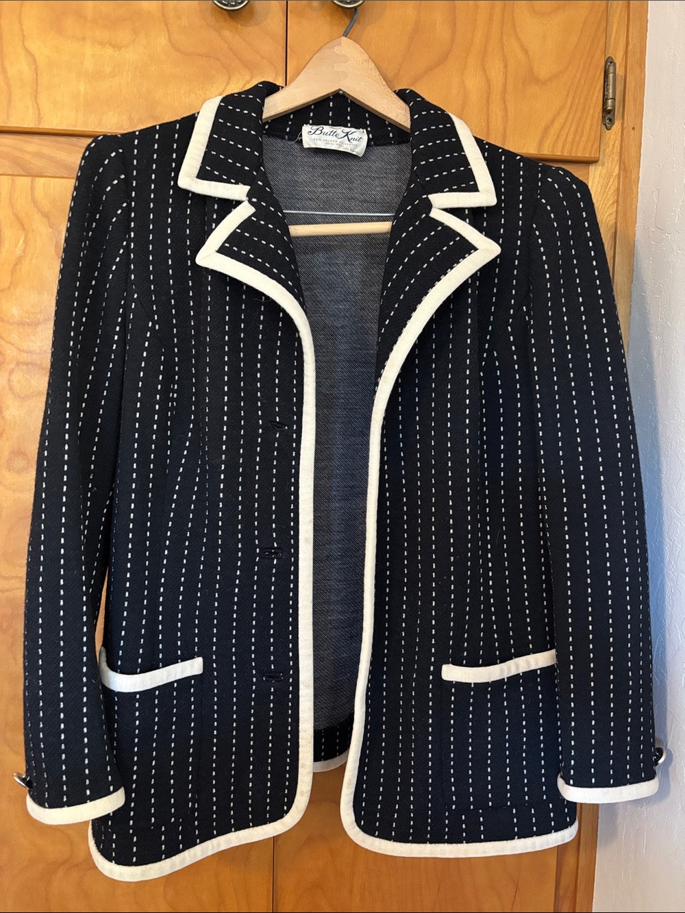 Butte Knit Vintage Black and White Wool Sweater Blazer